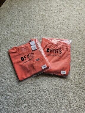FIGS SUNSET DRIFT SCRUB SET